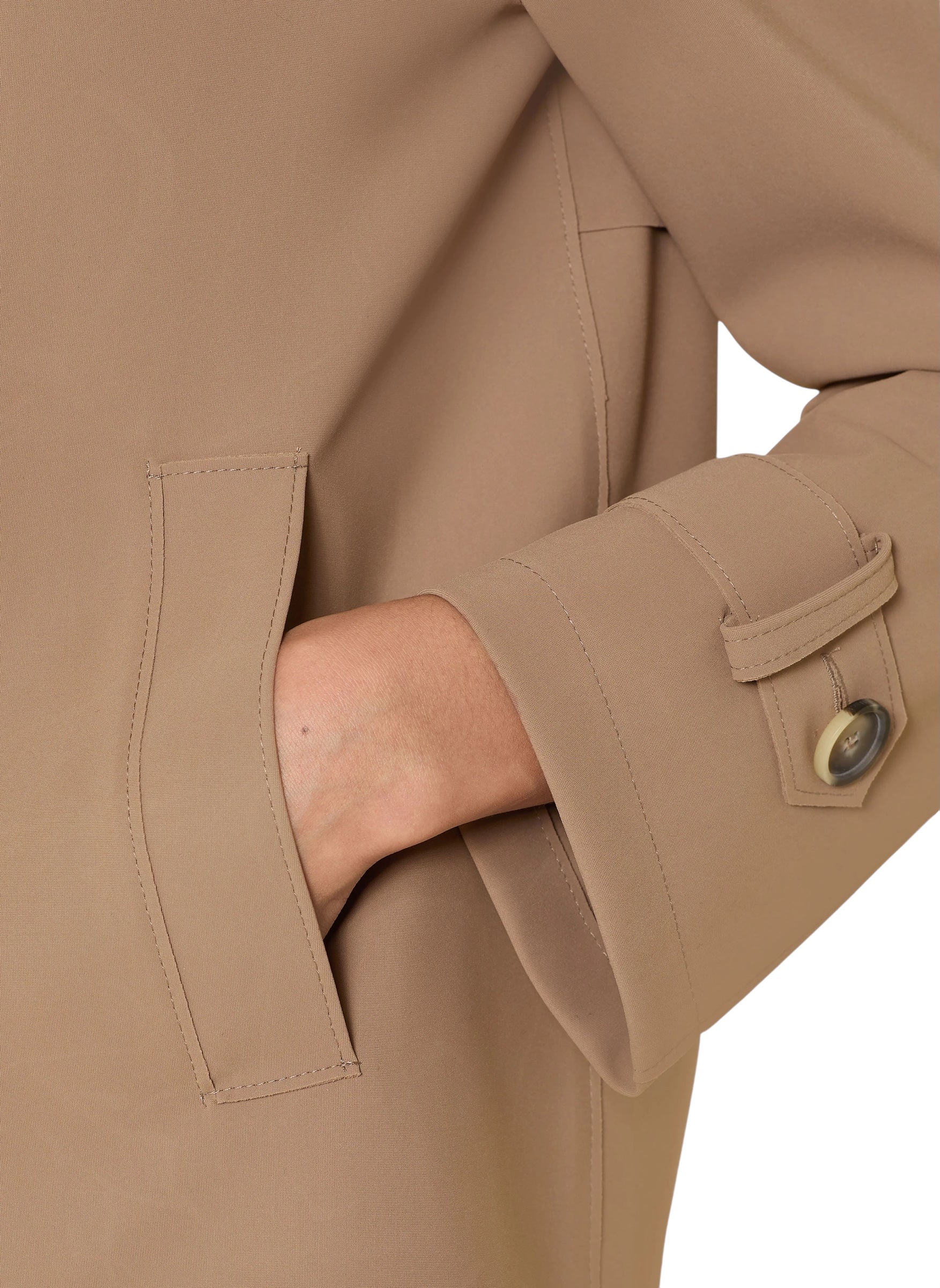 Cropped Trench Scuba