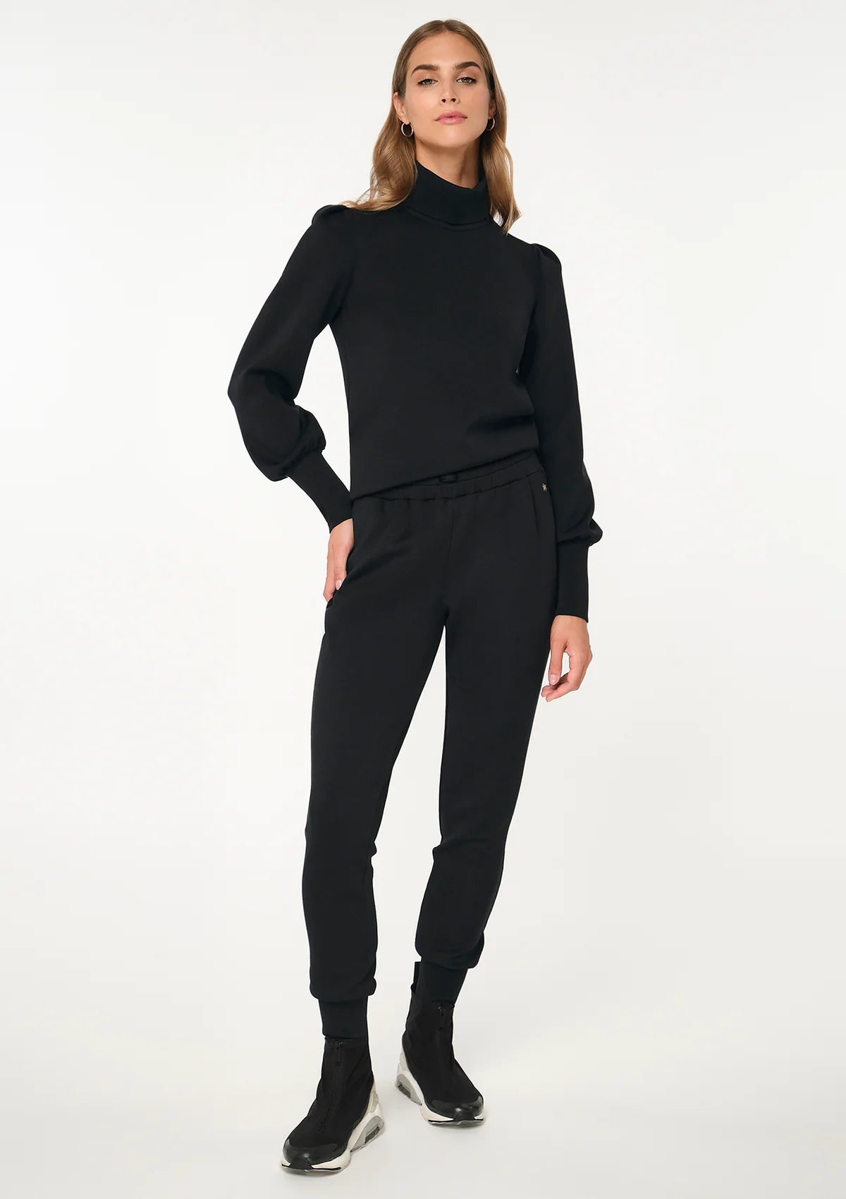 Romula Stretch Pants