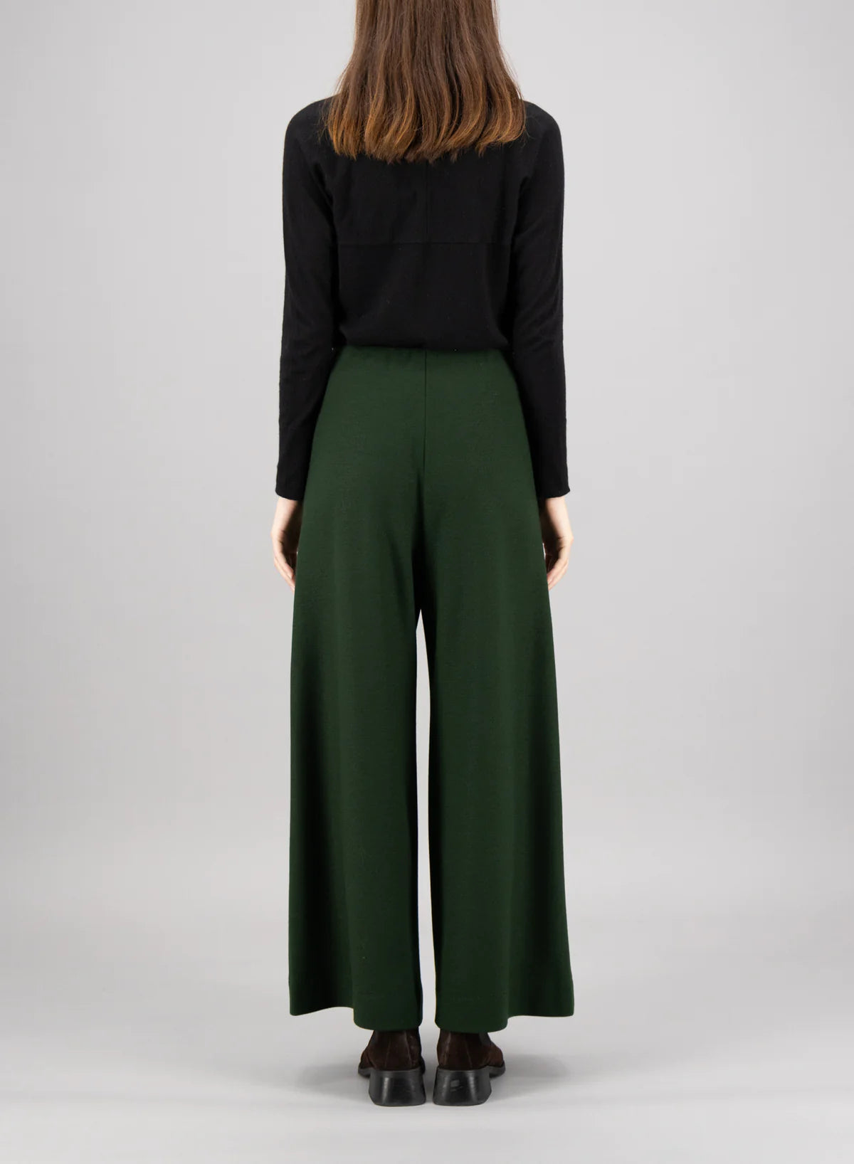 Wide-Leg Cropped Hose