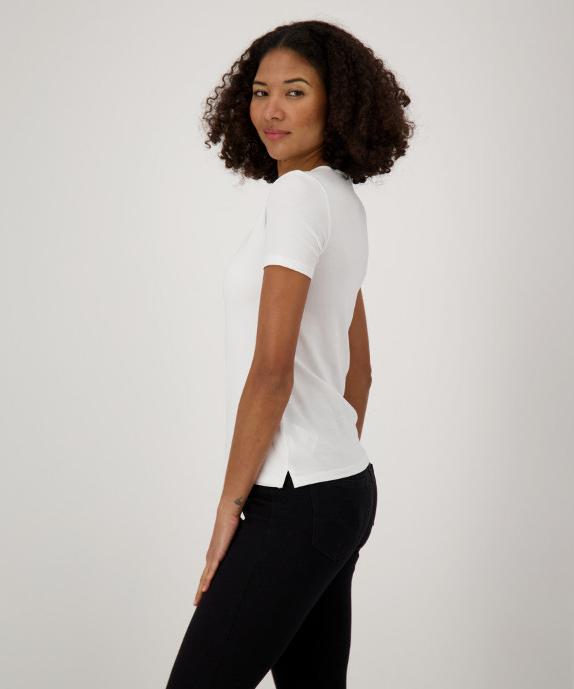Sara Tee