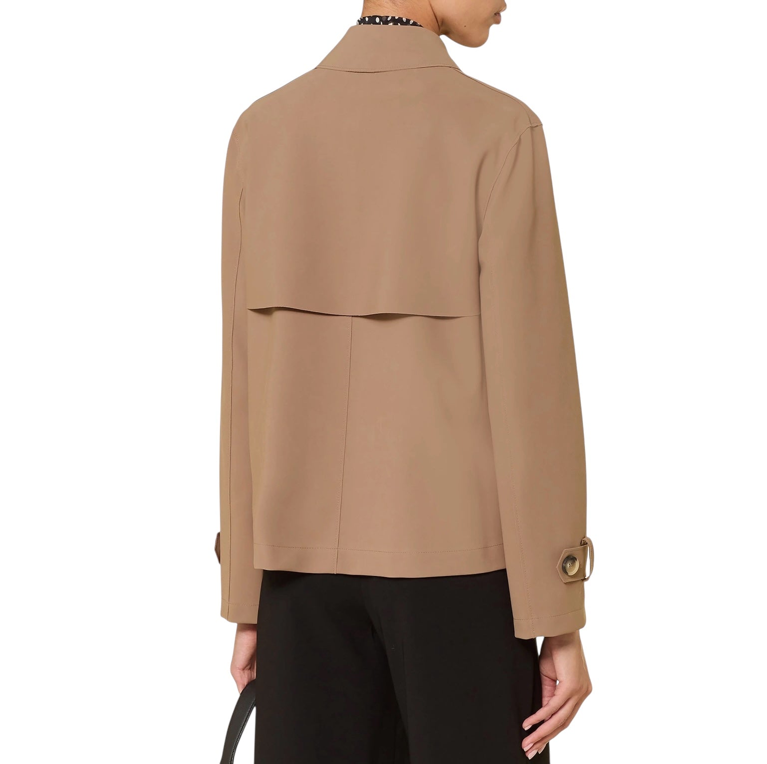 Cropped Trench Scuba