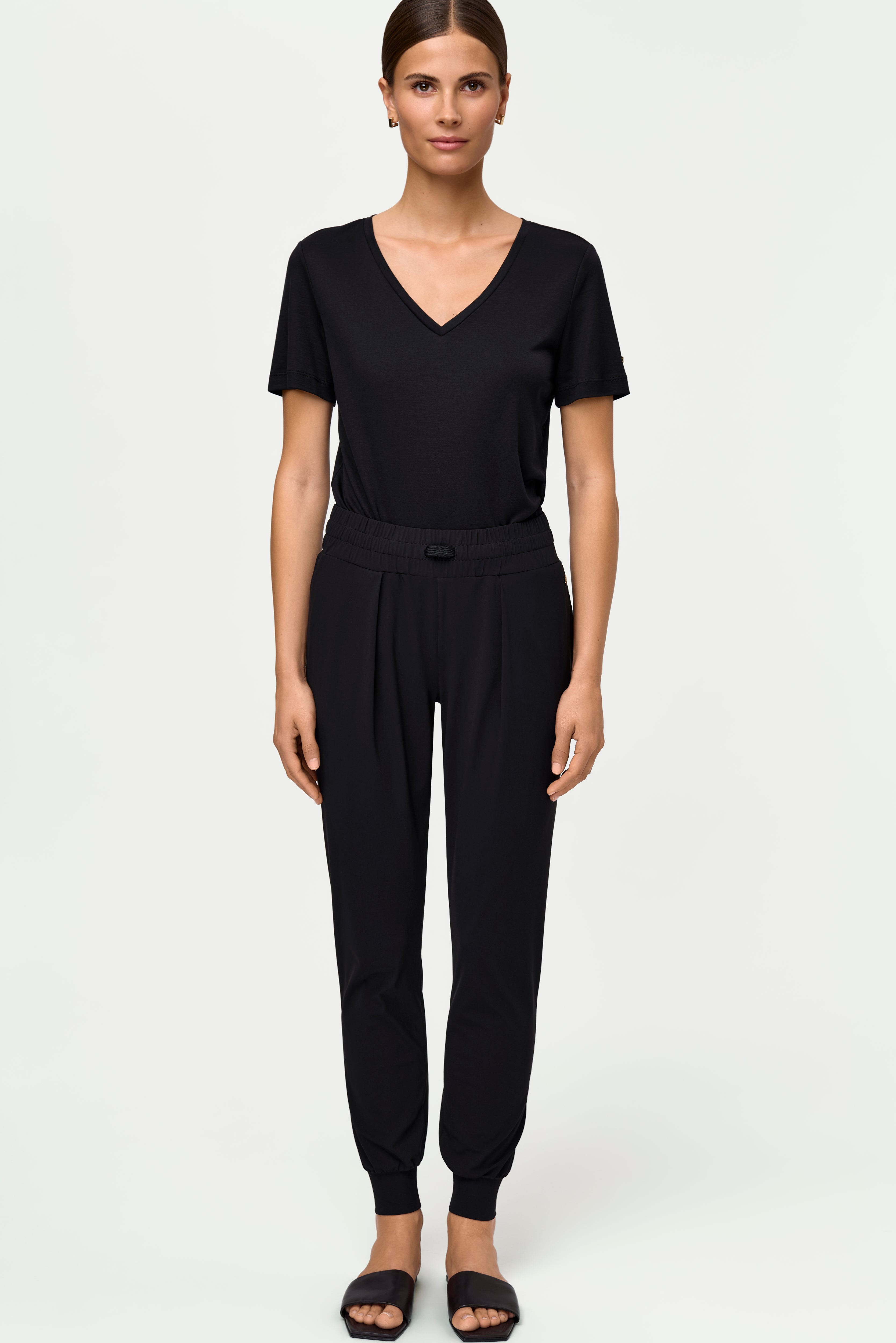 LUXE LEGER Track Pants