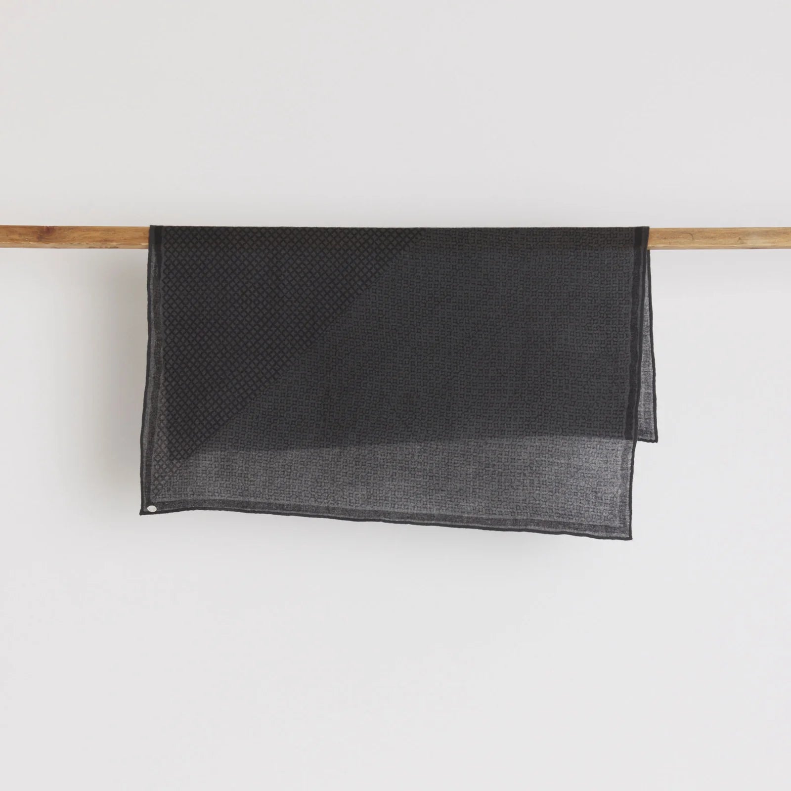 Cashmere Midcube One Hundred Eyes