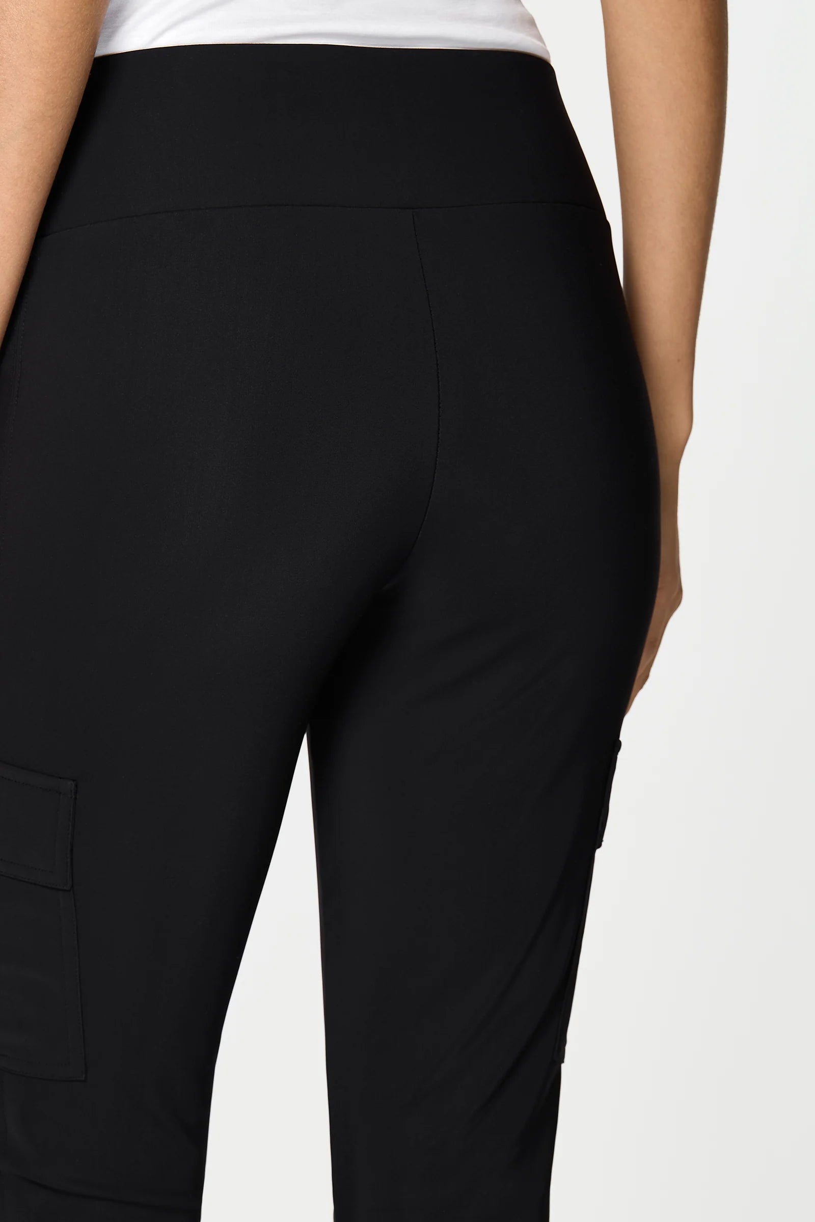 TRAVAGO Stretch Pants