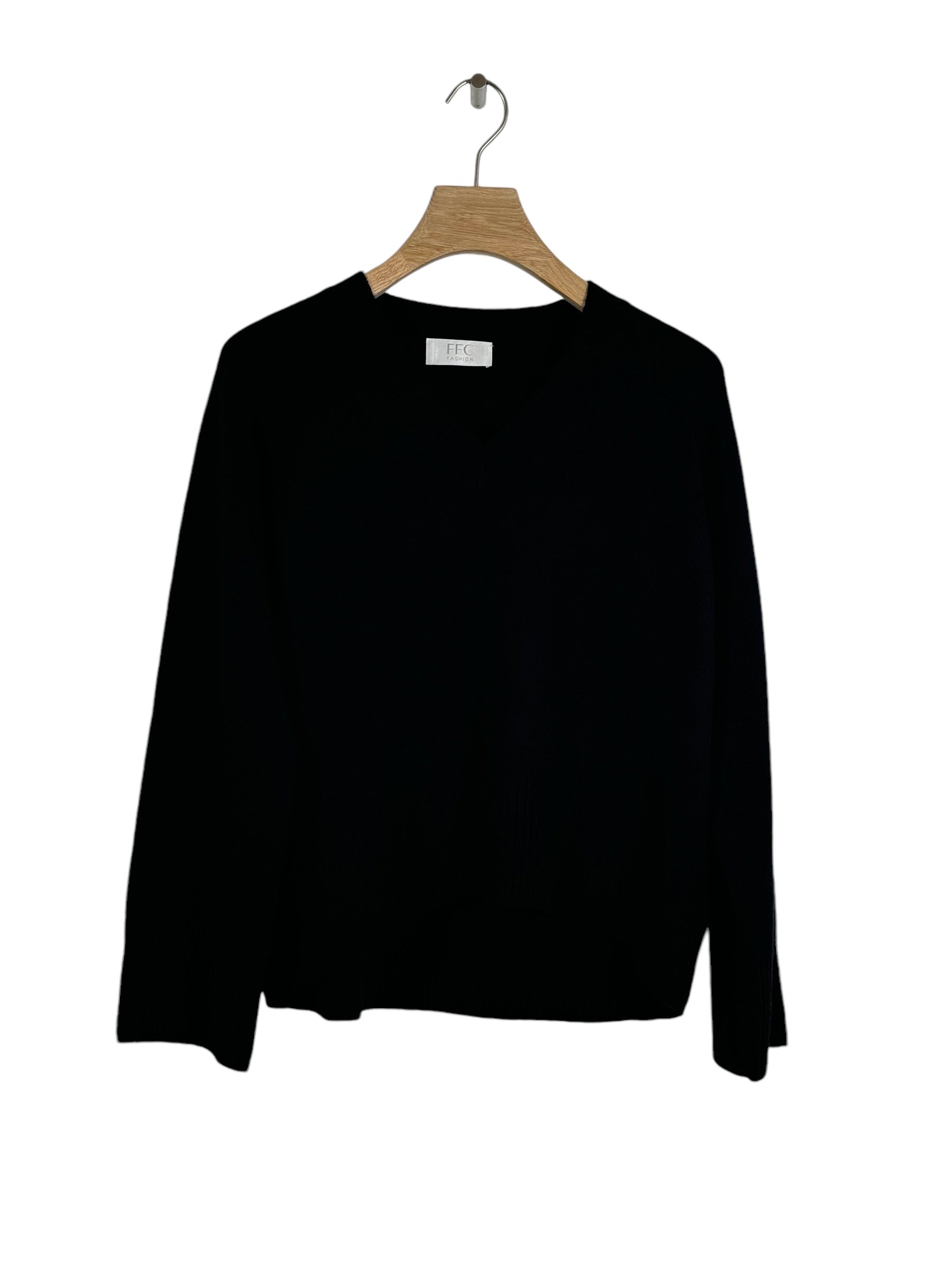 V-Neck Pullover runder Saum