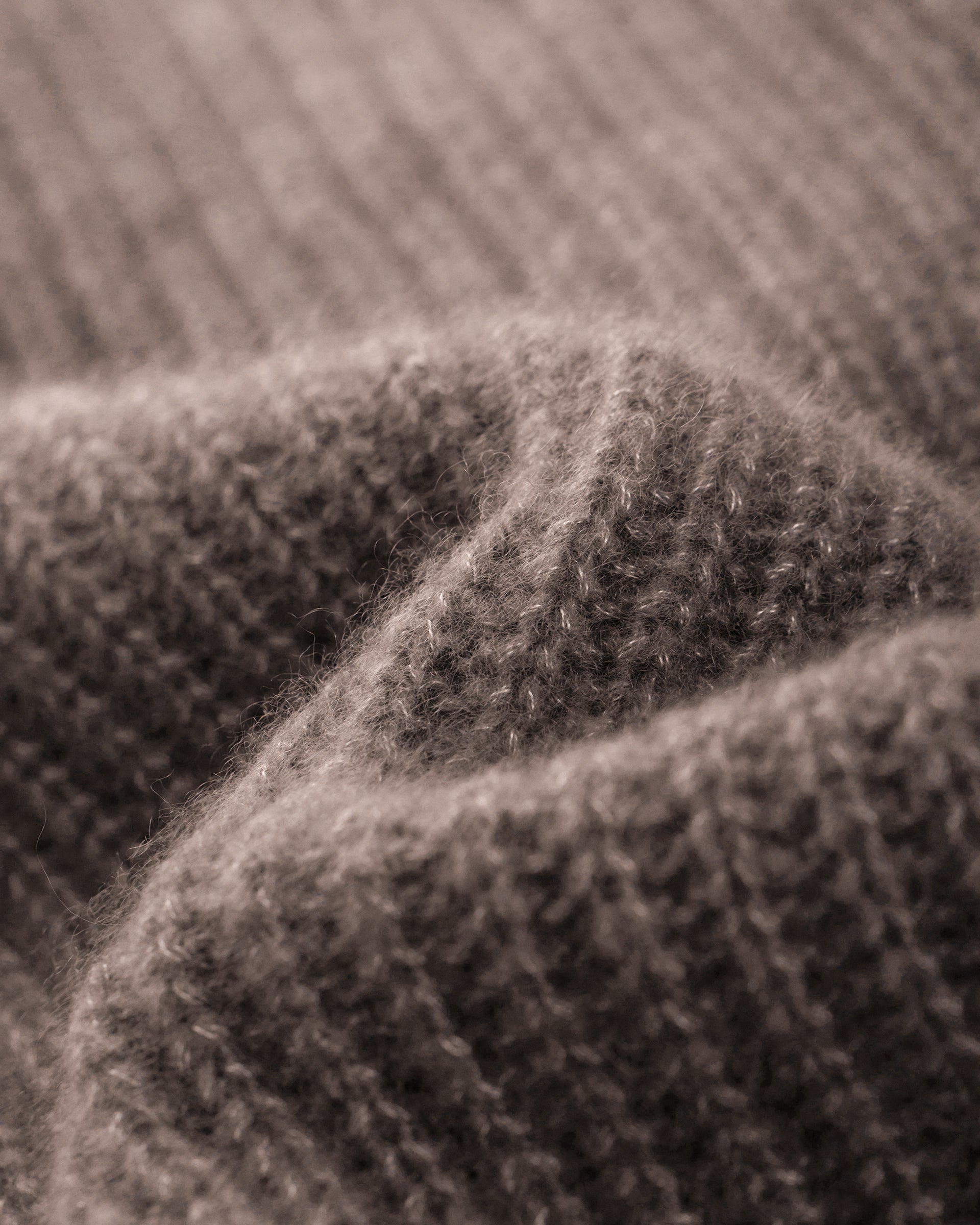 Yuna Pullover mit Stehkragen