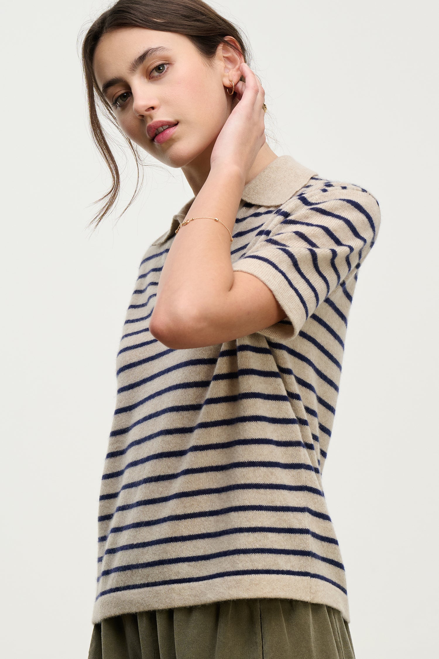 Yael Kurzarmpullover