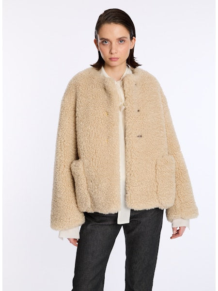 Jacke Nicolene