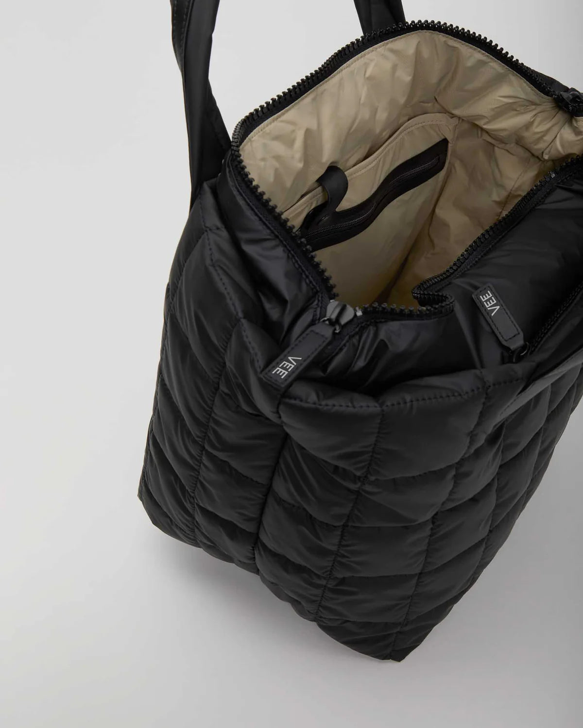 Porter Tote Medium